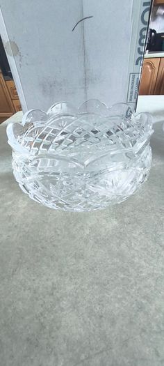 A gorgeous Waterford Crystal Prestige 8 inch footed bowl with acid mark and original sticker. In very good condition.