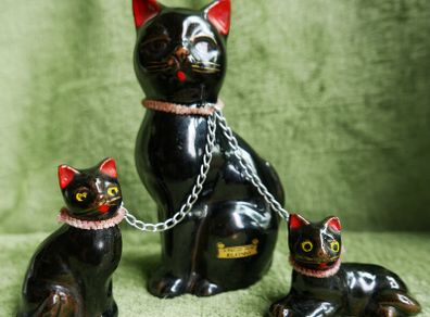 Vintage 1960s Irish Kilkenny Black Mother and Kittens made in Japan