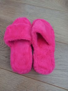 Ladies Slippers