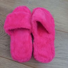 Ladies Slippers