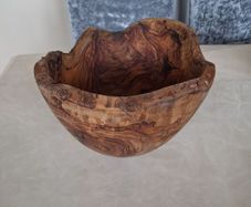 Olive wood fruit/salad bowl