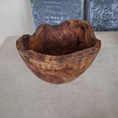 Olive wood fruit/salad bowl