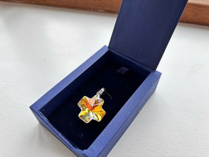 Swarovski charm (cross)