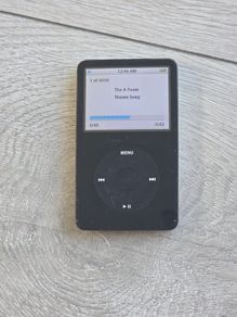 iPod 5th (5.5) Gen Classic 30gb (Free Post)