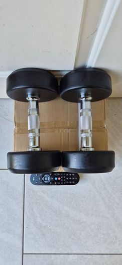 4 brand new sets of dumbbells