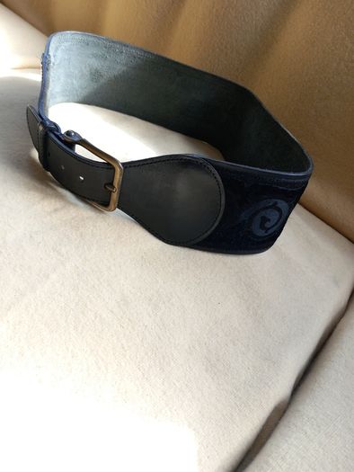 Leather Belt Vintage With Embossed Velvet Overlay Black