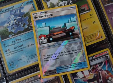 Escape Board ! Reverse Holo ! Pokemon League Stamp Promo ! 2019 ! Pokemon Card !