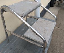 caravan 2 steps