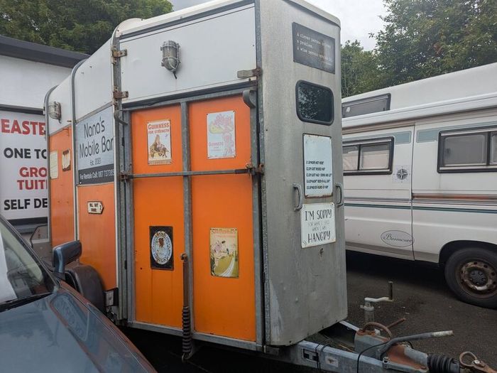 Food/Coffee Truck for Sale