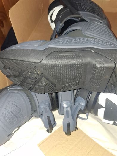 Leatt motocross boots