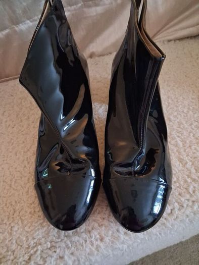 Ladies boots