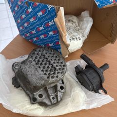 Original Toyota Corolla engine water pump