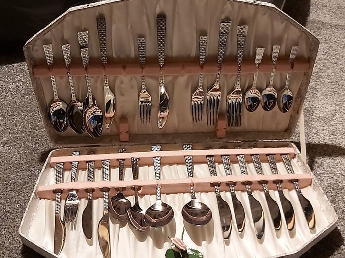 Sheffield England Vintage Cutlery Set Enclosed Box