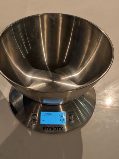Electronic Kitchen Scales with Stainless Bowl