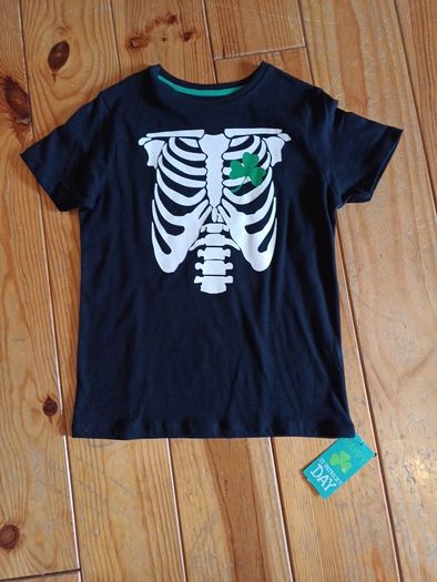 BNWT Age 8-9 Skeleton Teeshirt