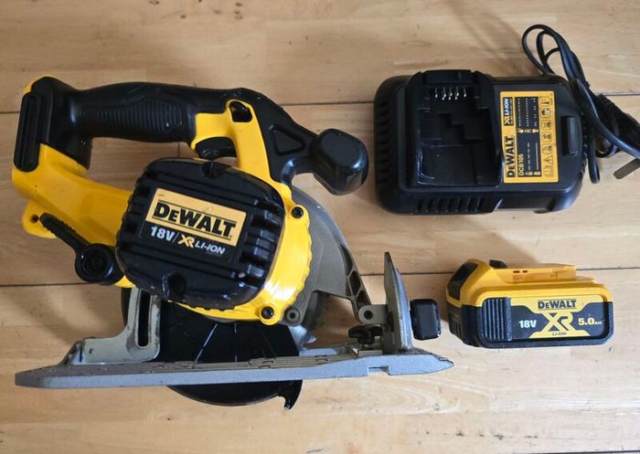 Dewalt skilsaw kit