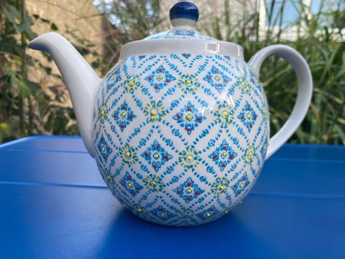 Carraig donn teapot eclectic range