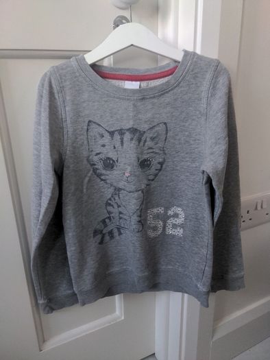 Girls jumper