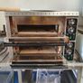 Commercial pizza oven Image 2