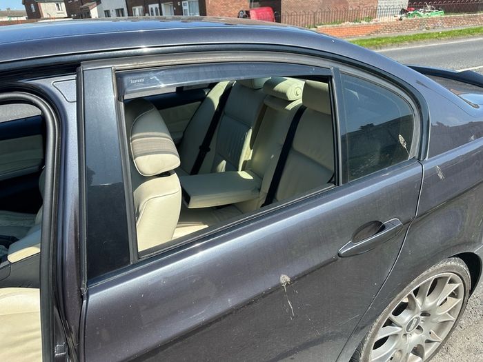 BMW 325i manual