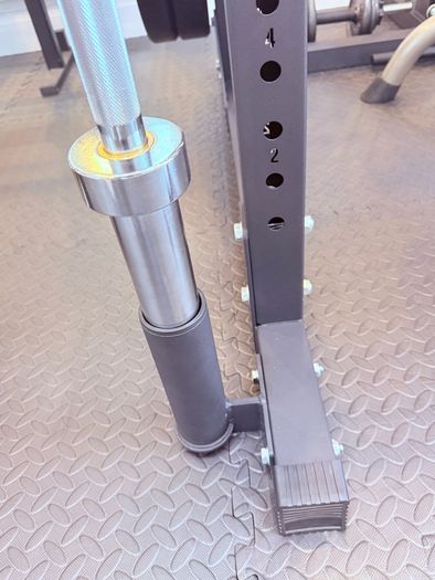 6ft Olympic Barbell & Bar Holder