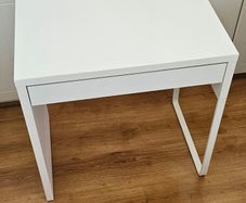 Desk white