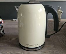 Russell Hobbs Cream steel Kettle