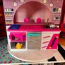 Huge lol house Dolls Accessories like new Image 10
