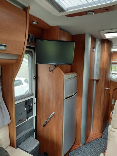 Laika Rexosline 720 A class, 2009