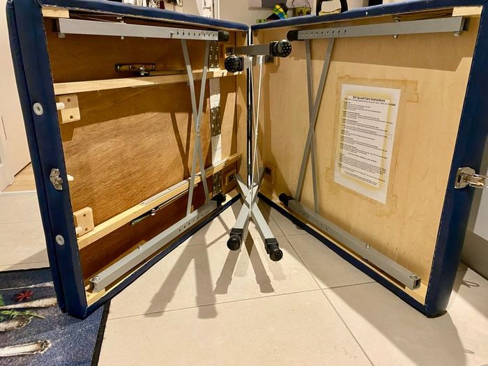 Portable Massage Table
