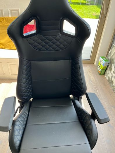Gaming chair