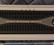 Qsc power amplifier
