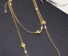 Long necklace