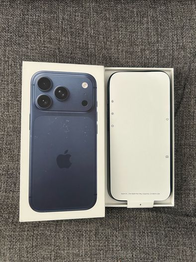 iPhone 17 pro, blue color, 256gb unlocked, brand new!