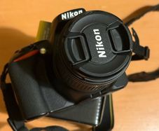 Nikon D5600+ lens
