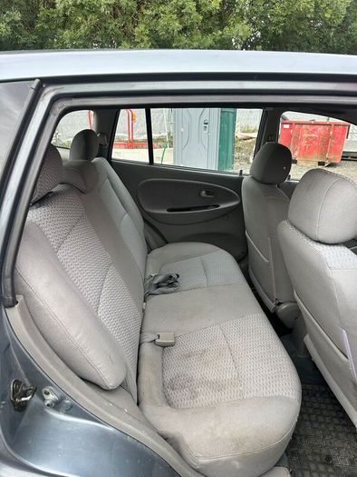 2003 Kia Rio