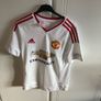 Manchester United top jersey Image 2
