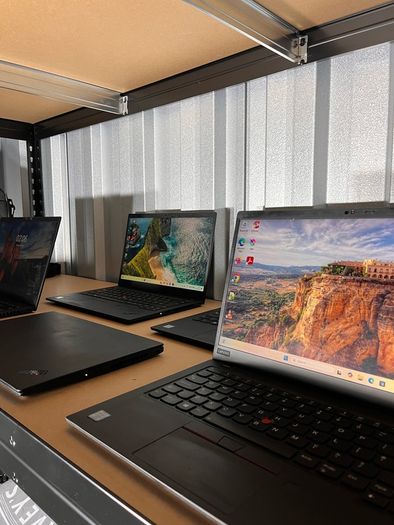 Lenovo ThinkPad X1 Carbon G7 - Touchscreen - i5 / 16GB / 256GB