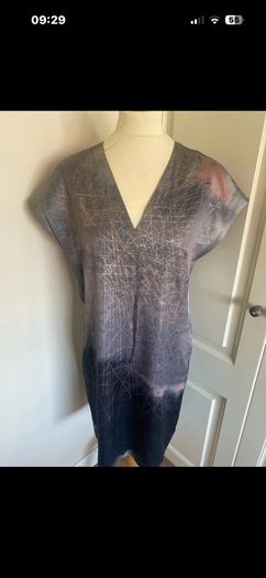 Jigsaw size 10 lined silk dress - grey/gold