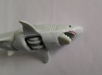 Kinder - Shark