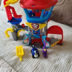 paw patrol adventure bay