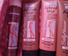 Sally Hansen tans