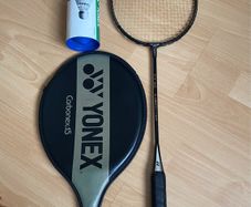 YONEX All Carbon Graphite Badminton Racket & Shuttlecock Tube Set