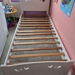 White heart bed frame