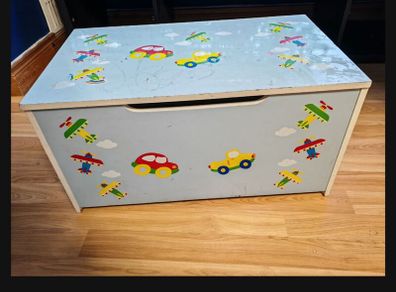 toy box