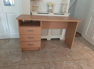 office desk free to take away