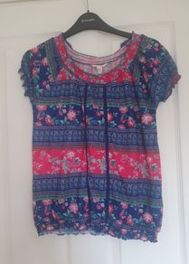 Ladies summer top