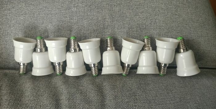 10 x Bulb adapters  bayonet to e27 or e14 to e27