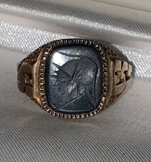 Vintage 9ct Gold Mens Signet Ring
