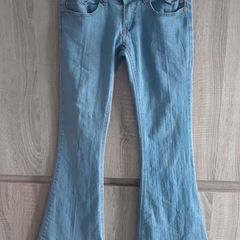 Boot leg jeans worn once size 36